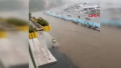 Bebek Sahili göle döndü