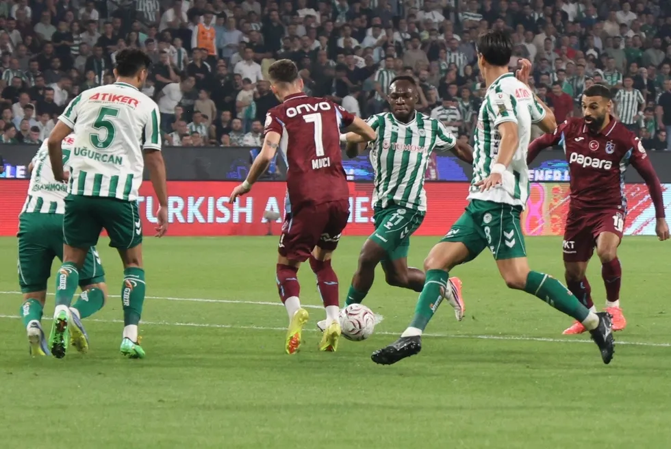 canli-anlatim-trabzonspor-konyaspor-1789238192379.jpg Derbi öncesi hesaplar bozuldu! Maç sonucu: Konyaspor 1-0 Trabzonspor - 1
