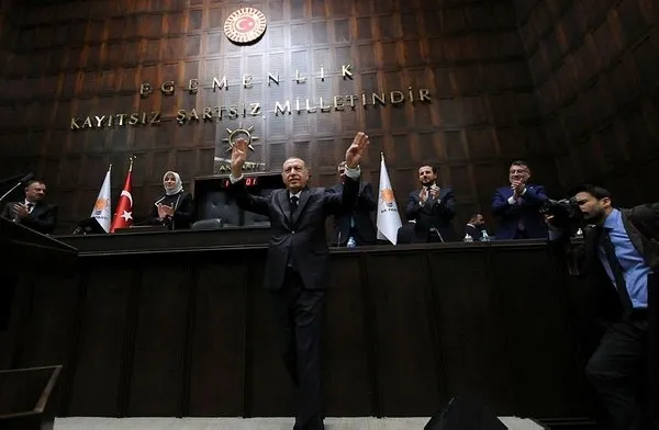 Son dakika: Başkan Erdoğan talimat verdi: AK Parti’de büyük dönüşüm başladı! İşte madde madde 2023 hazırlıkları