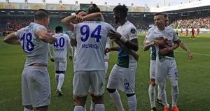 Rizespor evinde Kayseri’ye patladı!