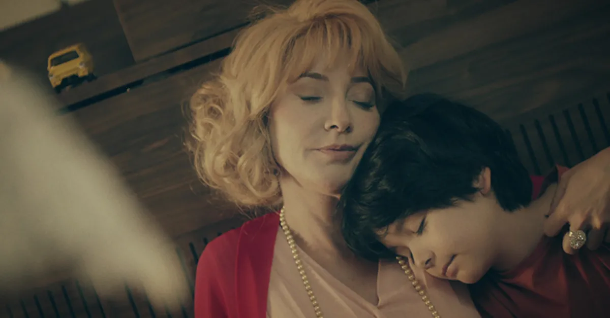 İkimizin Sırrı dizisinde Dolunay Soysert'in ‘Buruk Acı’ yorumu dikkat çekti