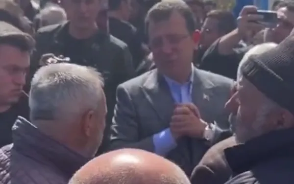 1679604747582.jpg Depremzede vatandaştan İmamoğlu'na "PKK ile işbirliği yapıyorsunuz" tepkisi! İmamoğlu vatandaşı yalancılıkla suçladı: İftira atıyorsun - 6