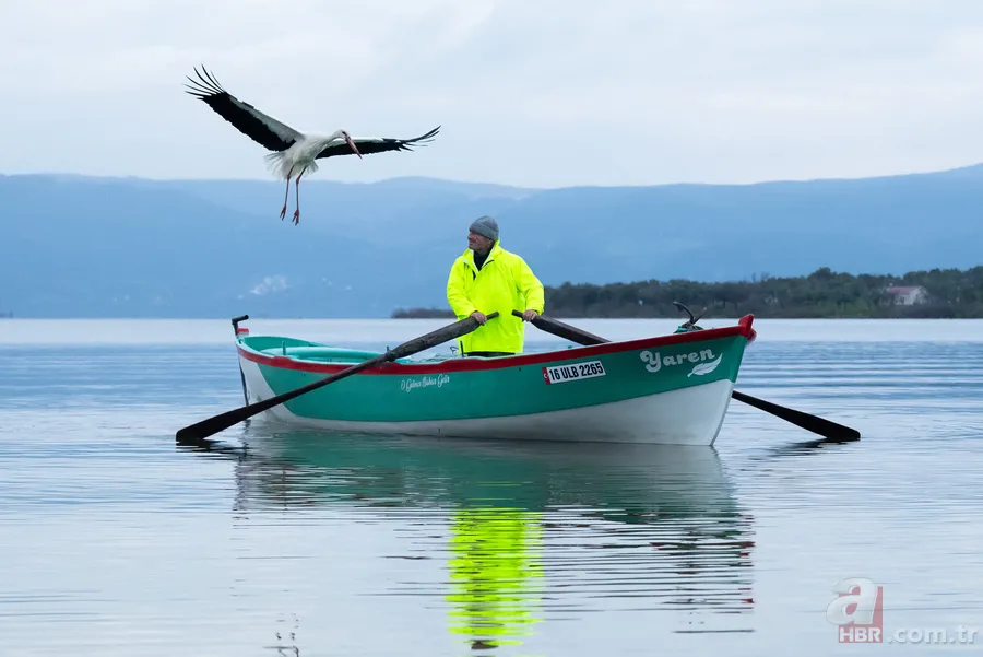 Yaren Leylek 15. yılında yine Adem Amca’nın kayığında 11