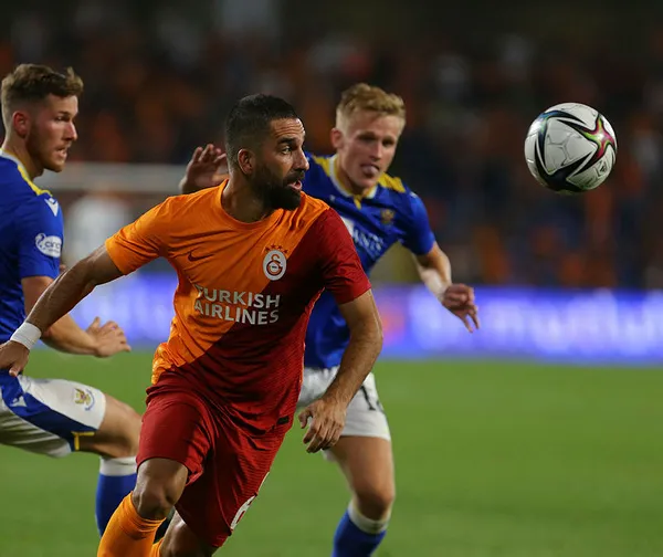 Galatasaray’da kriz: Arda Turan’dan Marcao’ya tepki