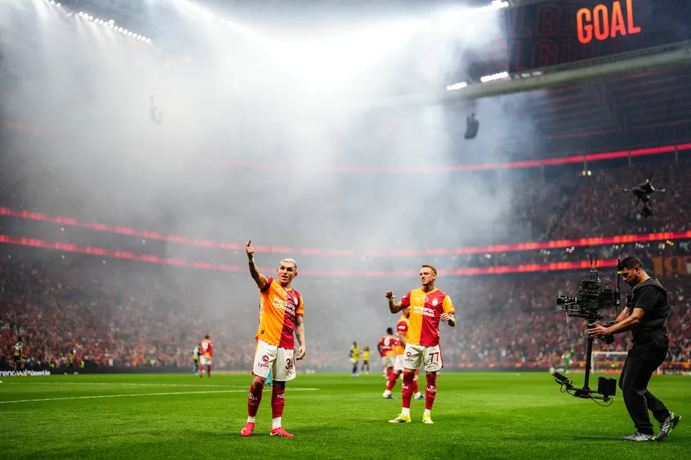 fenerbahce-galibiyeti-sonra-galatasaray-olay-gondermeler-uykusuz-her-gece-1777232624829.jpg Fotoğraf (AA)