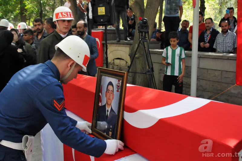 Barış Pınarı Harekatı şehidimiz Yunus Mermer'e son veda 21