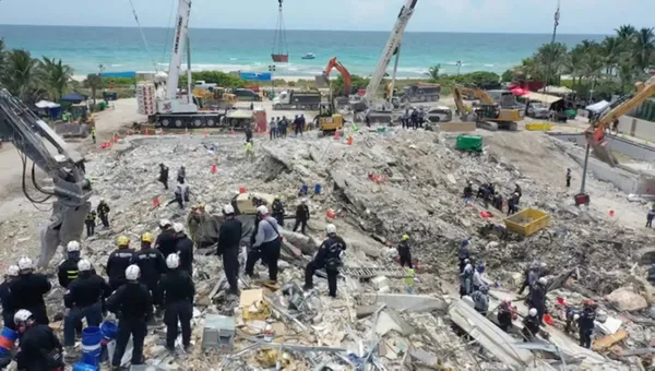 Miami’de çöken 13 katlı binada ölü sayısı arttı