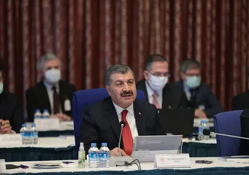 Son dakika: Bakan Koca'dan koronavirüs uyarısı: Evimizde kalalım
