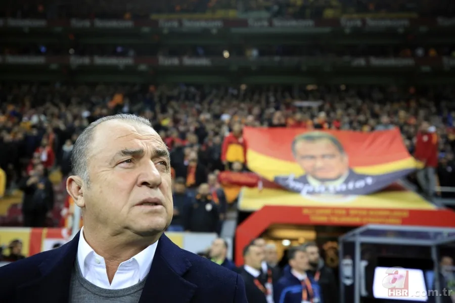 Galatasaray taraftarlarından anlamlı pankartlar 6