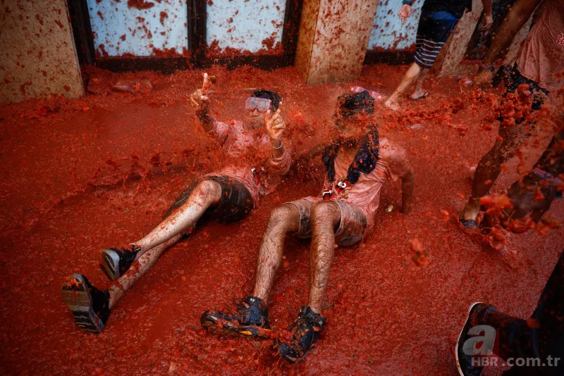 20 bin kişi 130 ton domates: La Tomatina! "Sanki yeniden doğuyoruz" 23