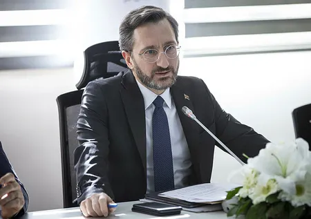 İletişim Başkanı Fahrettin Altun'dan Selçuk Bayraktar'a destek! Devletimizin ve milletimizin bekası için...