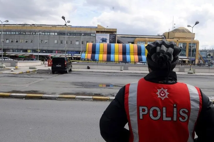 İstanbul Otogarı’nda bomba paniği