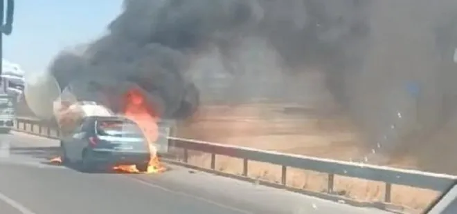 Gaziantep'te seyir halindeki otomobil alev alev yandı!