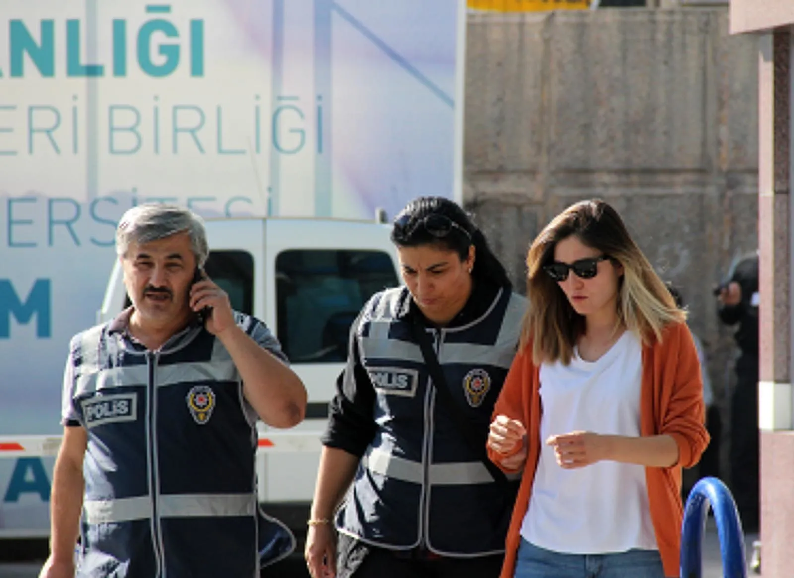 ODA TV'ci Barış Pehlivan'a FETÖ şüphelisi avukattan ziyaret