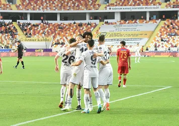 Fenerbahçe'den Yeni Malatyaspor'a farklı tarife! MAÇ SONUCU: Yeni Malatyaspor-Fenerbahçe 0-5