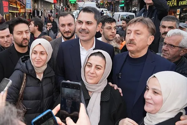 cumhurun-adayi-murat-kurum-goreve-gelmeden-kollari-sivadi-istanbulda-5-bin-500-binanin-kentsel-donusumu-icin-t-1708610028254.jpeg Cumhur'un adayı Murat Kurum göreve gelmeden kolları sıvadı! İstanbul'da 5 bin 500 binanın kentsel dönüşümü için tören - 5