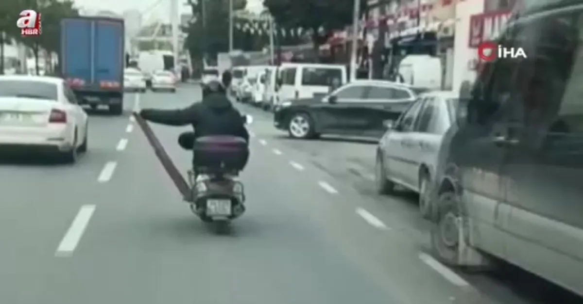 Akan trafikte hayrete düşüren görüntü