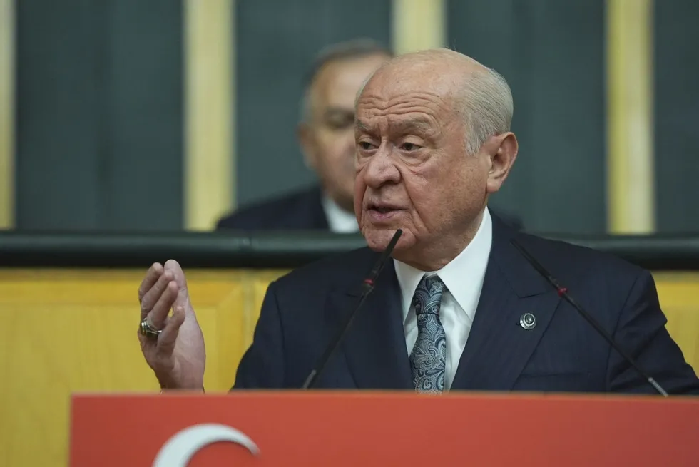 mhp-lideri-bahceliden-teroristbasi-ocalan-icin-yeni-cikis-baris-sureci-koordinatorlugu-onerisi-1777986789693.jpeg MHP lideri Bahçeli'den teröristbaşı Öcalan için yeni çıkış: Barış Süreci Koordinatörlüğü önerisi - 2
