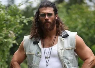 Can Yaman İtalya iddiaları hakkında konuştu