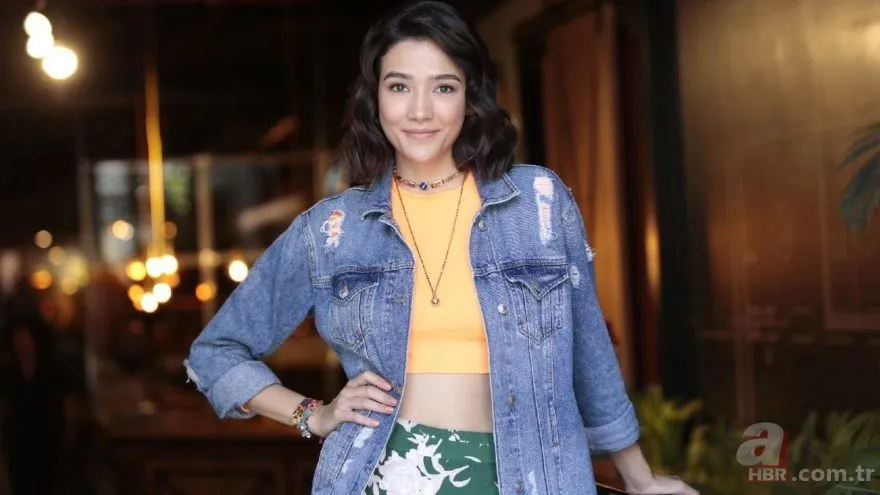 Bülent Ersoy'a ne oldu? Bülent Ersoy moraran elleriyle sevenlerini korkuttu 23