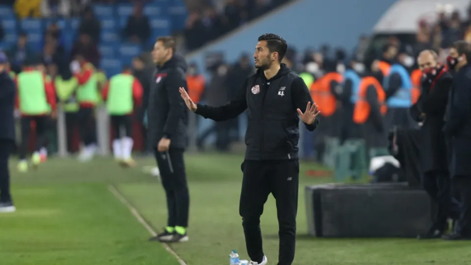 Nuri Şahin Antalyaspor ile Avrupa'yı salladı! Dünyaca ünlü isimleri geçti
