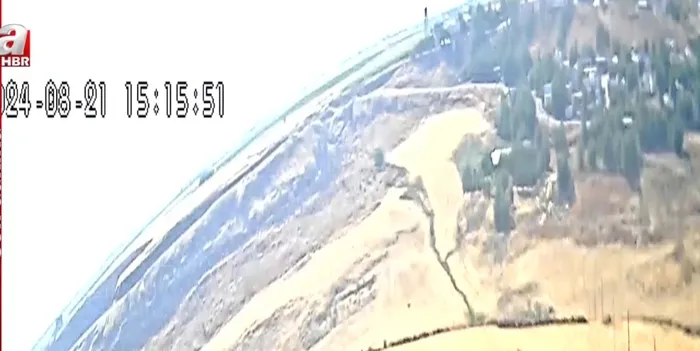 dara-us-bolgesinden-cekilen-o-anlar-ilk-kez-a-haberde-1731529231408.jpg Dara üs bölgesinden çekilen o anlar ilk kez A Haber'de! - 2