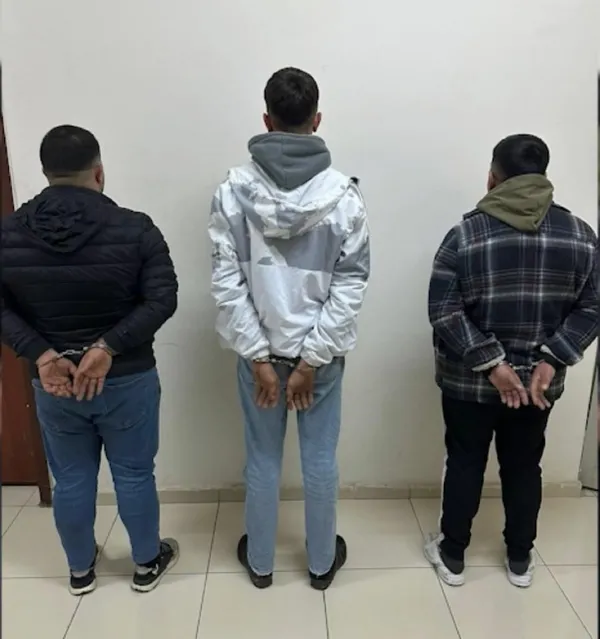 son-dakika-diyarbakirda-pkkli-teroristlerin-saldiri-girisimi-engellendi-her-ani-guvenlik-kamerasinda-1704530823406.jpg Son dakika | Diyarbakır’da PKK'lı teröristlerin saldırı girişimi engellendi! Her anı güvenlik kamerasında... - 3