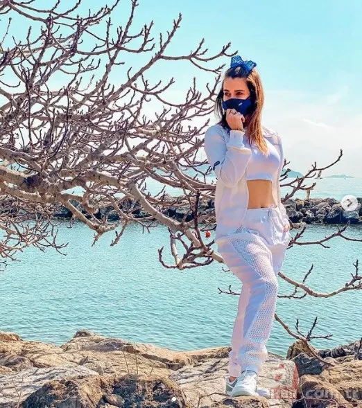 Kurtlar Vadisi Pusu dizisinin ünlü ismi Savcı Leyla'sı fiziğiyle şaşırttı 21