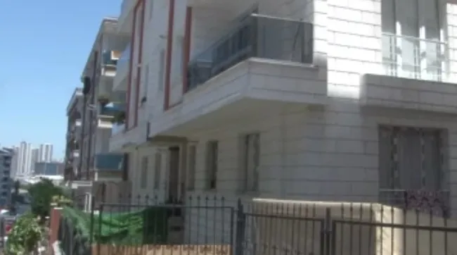 İstanbul'da şoke eden olay! “Üzerimde silah var” diyerek 3 kadının olduğu eve girdi - 3