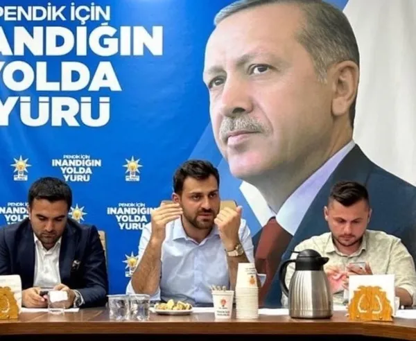 14-mayis-seciminde-ak-partinin-milletvekili-aday-listesindeki-3-isim-degisti-1681938935487.jpg 14 Mayıs seçiminde AK Parti'nin milletvekili aday listesindeki 3 isim değişti - 2