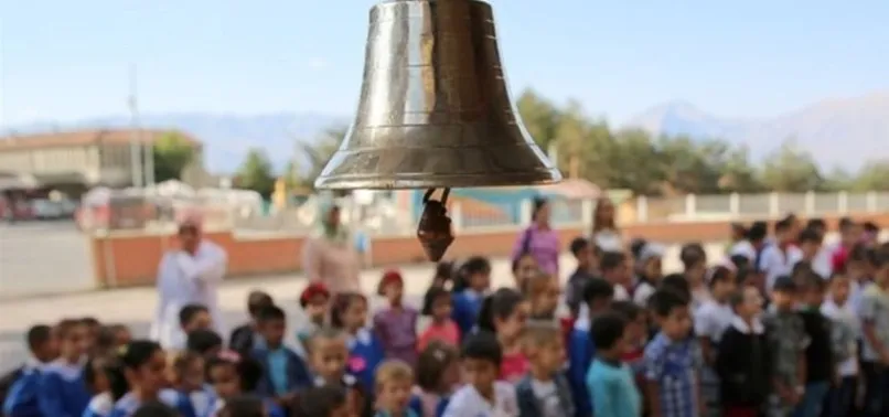 Karneleri ne zaman alacağız 2022? Okullar hangi tarihte kapanacak, karneler ne zaman verilecek? MEB 2021-2022 takvimi...