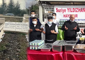 İzzet Yıldızhan 300 kişiye yemek verdi