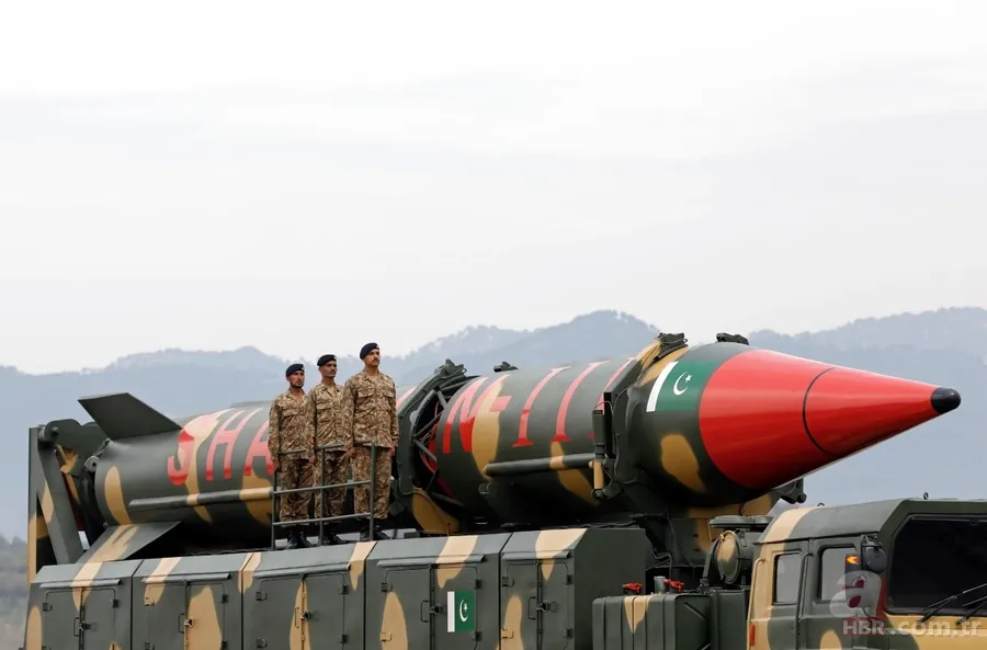 O ülkeden İsrail'e tehdit İran'a güvence! Tahran'a nükleer silah kullanırsanız... 5