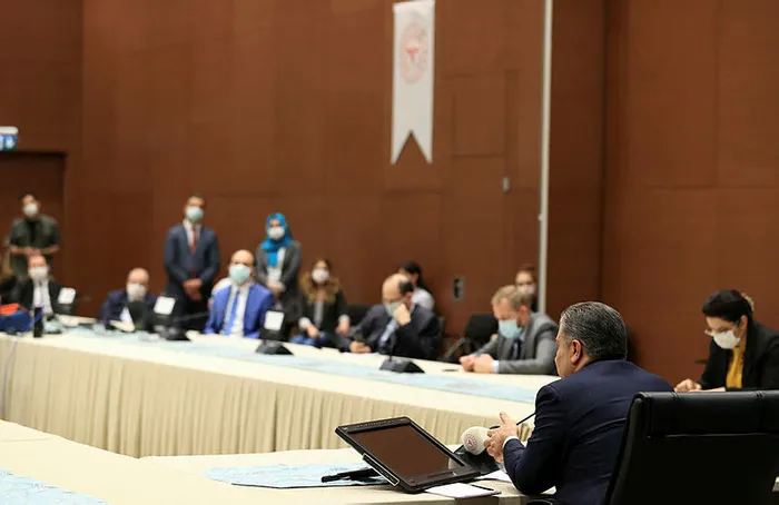 Son dakika: Sağlık Bakanı Fahrettin Koca'dan flaş açıklamalar - 2