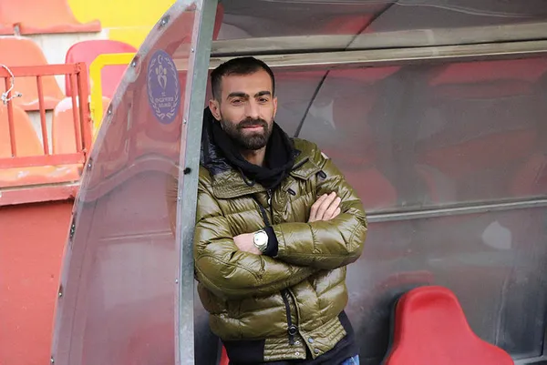 TFF 2.Lig'de ilginç olay! Kendini oyuna aldı - 1