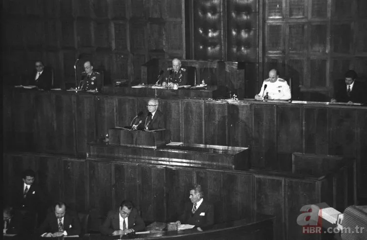 ANALİZ - 12 Eylül darbesine giden süreçte neler yaşandı? Demokrasinin kara lekesi 22