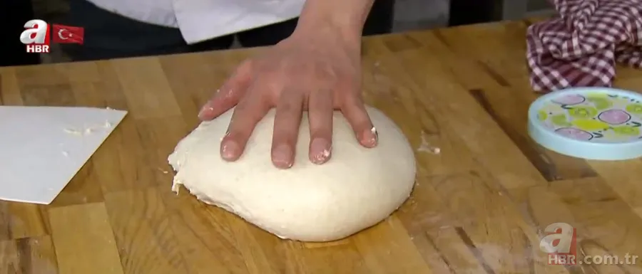 Mükemmel lezzetiyle yöresel tirit yemeği tarifi ve iftar sofrasında günün tatlısı: Sahine 21