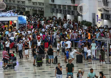 Antalya'ya turist sayısında tüm zamanların rekoru kırıldı