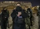 İsrail polisinden Mescid-i Aksaya gece baskını