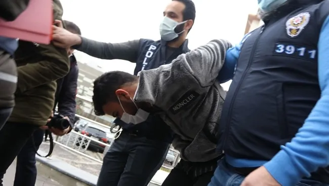 Ümitcan Uygun Aleyna'yı canlı yayında darp etmesini böyle savundu: Astım hastasıydı bir kere vurunca bayıldı - 2