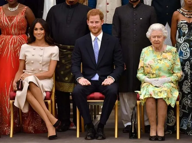 Prens Harry ve Meghan Markle’ın ırkçılık suçlamalarına Kraliçe Elizabeth’den cevap geldi