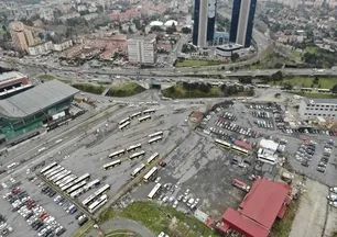 CHP’li İBB’nin 2 milyar dolarlık tezgahına vatandaştan tepki! Levent’teki İETT Garajı arazisi imara açıldı