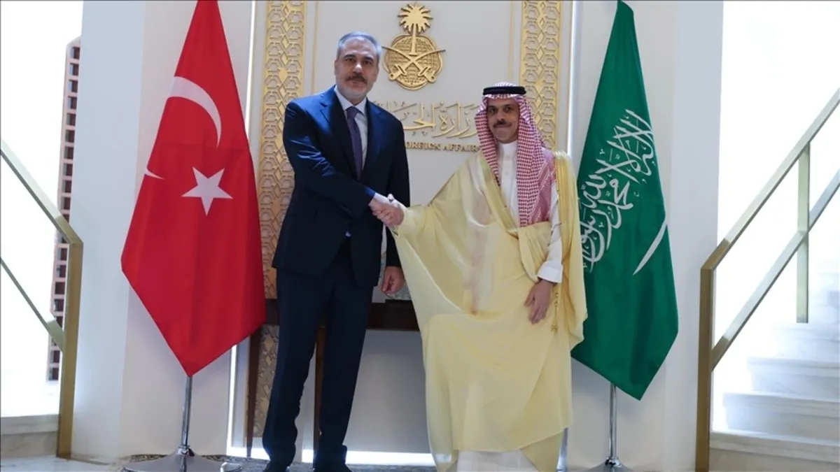 Gündem: Gazze! Bakan Fidan Suudi mevkidaşı Faysal bin Ferhan Al Suud ile telefonda görüştü