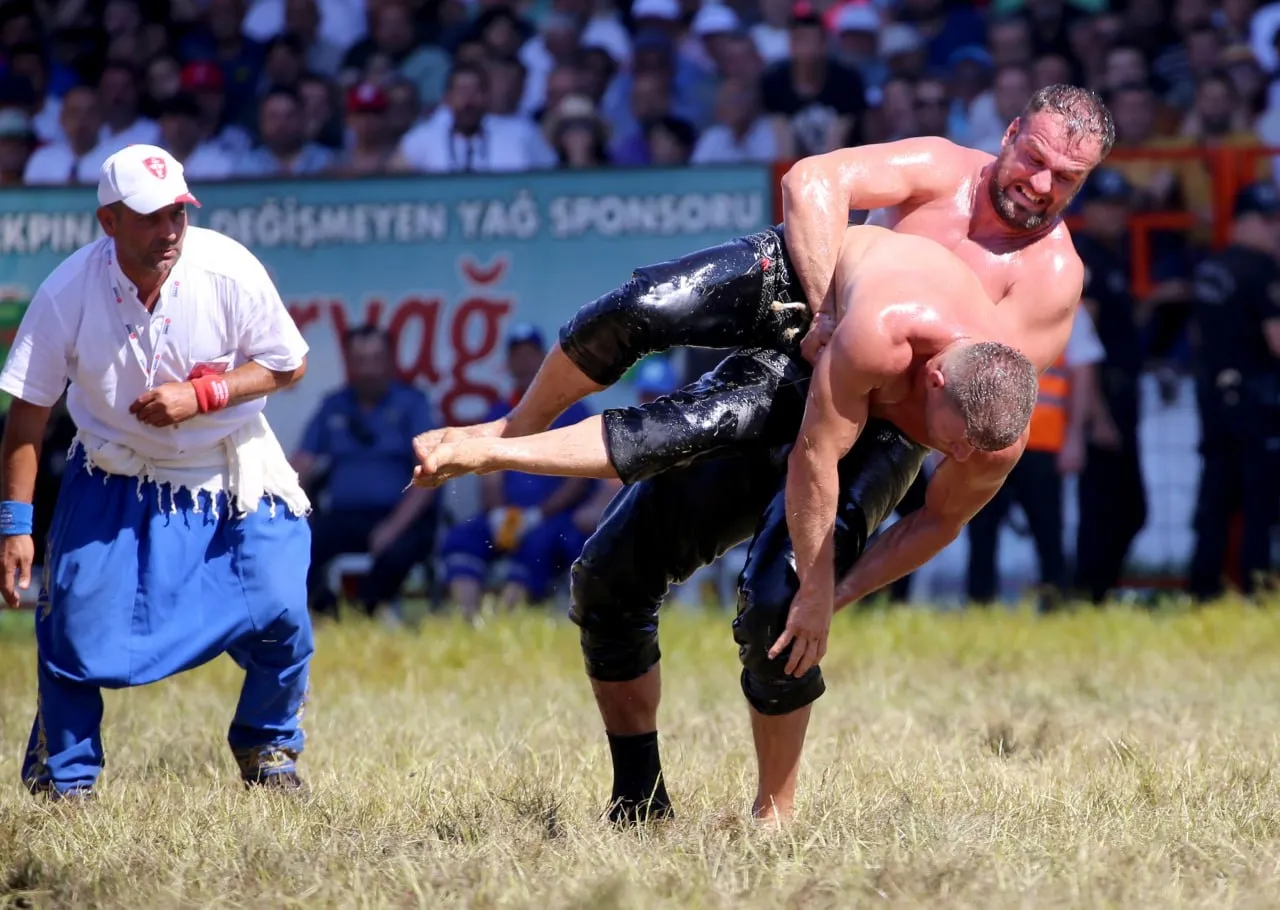 662. Tarihi Kırkpınar Yağlı Güreşleri'nde başpehlivanlığı Yusuf Can Zeybek elde etti