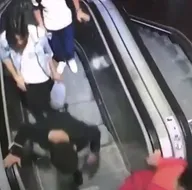 Yürüyen merdivende öyle bir şey yaptılar ki...