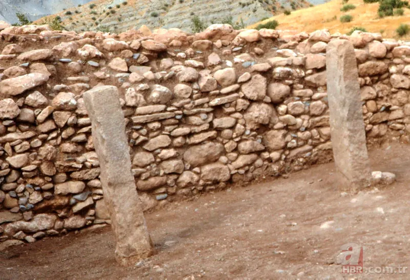 Atiye dizisiyle büyük merak uyandıran Göbeklitepe’nin sırları neler? Göbeklitepe nerede? Göbeklitepe neden önemli? 11