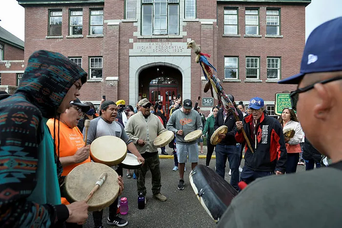 Papa’dan Kanada’daki 215 çocuğun cesedi hakkında açıklama! Özür dilemedi