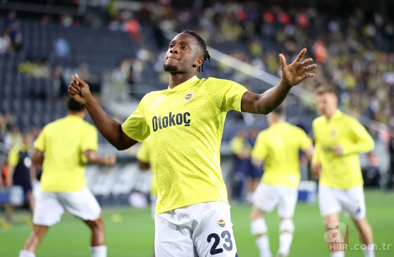 43 maç, 23 gol, 4 asist! İngiliz ekibi milyon dolarlık yıldız için Ali Koç'un kapısına dayandı! Fenerbahçe'nin yıldızını istiyorlar 2