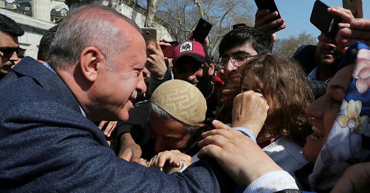Başkan Erdoğan'a İstanbul'da sevgi seli | Video