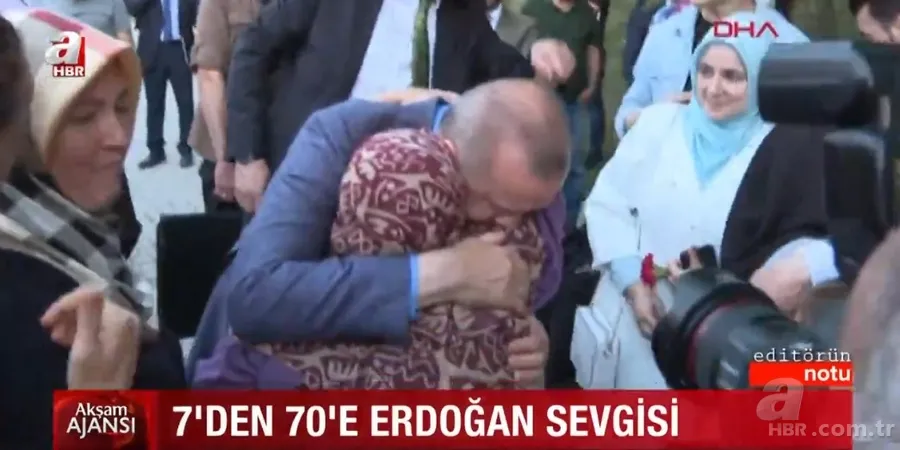 Başkan Erdoğan'ın vatandaşlarla renkli anları: Gittiği her yerde yoğun ilgiyle karşılandı 16